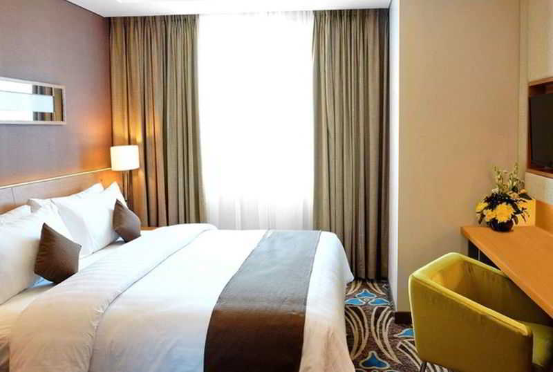 Hotel Aston