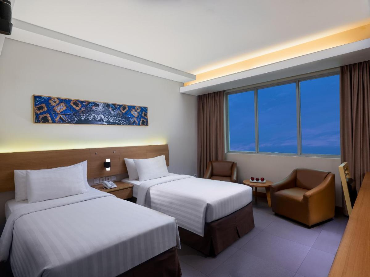 Aston Hotel 4*