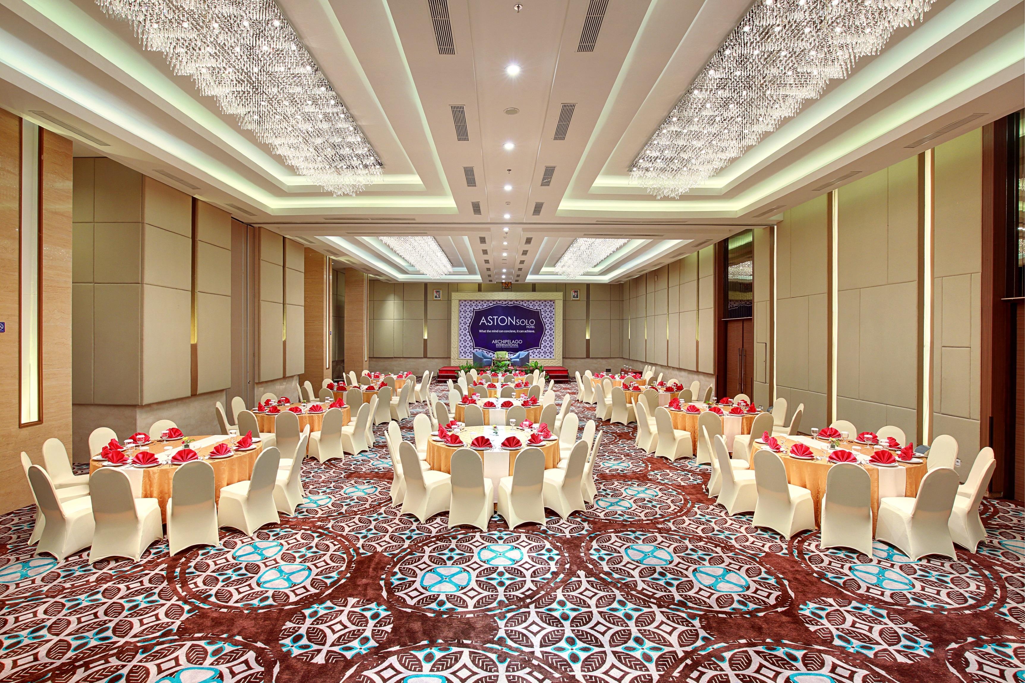 Hotel Aston Surakarta (Solo)